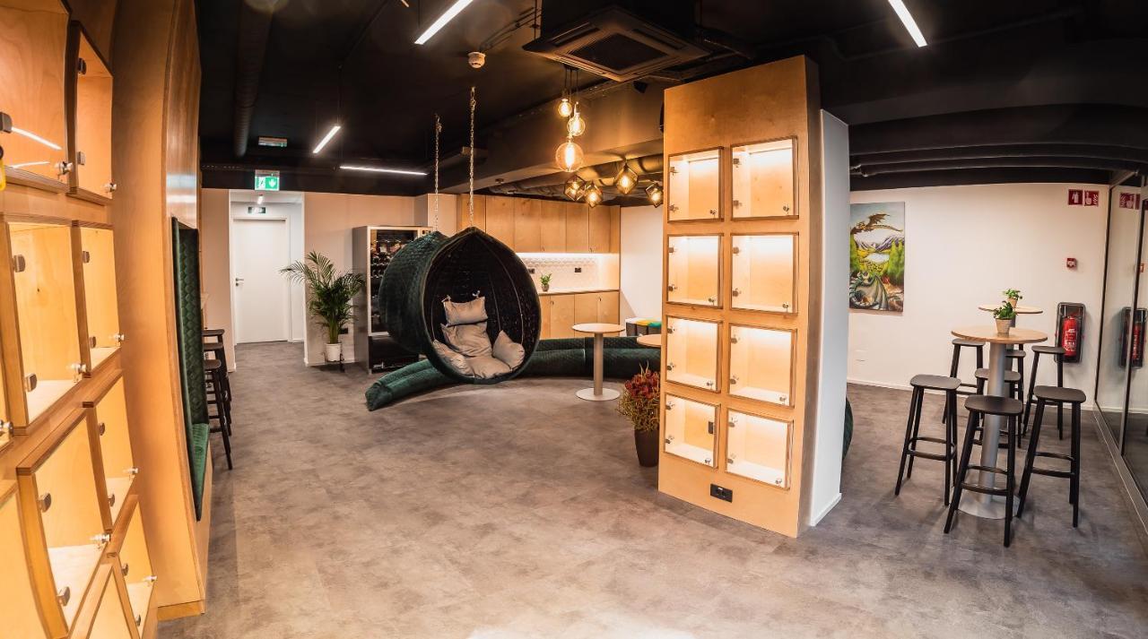 Dragons Dream Hostel リュブリャナ エクステリア 写真